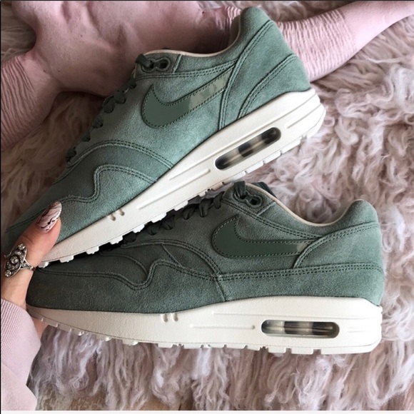 NWT Nike ID Air Max 1 Custom Premium - Picture 5 of 7